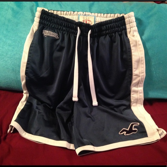 hollister basketball shorts